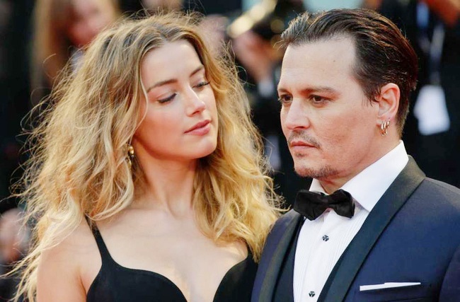 Johnny Depp to vo cu an chan 7 trieu USD hinh anh