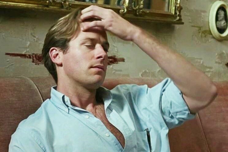 Tai tu Armie Hammer bi cao buoc hiep dam hinh anh