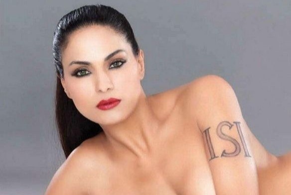 nguoi mau bi truc xuat anh 1