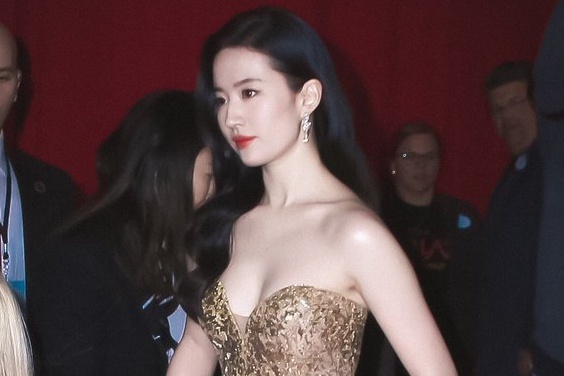 Su tro treu cua phim Trung Quoc hinh anh