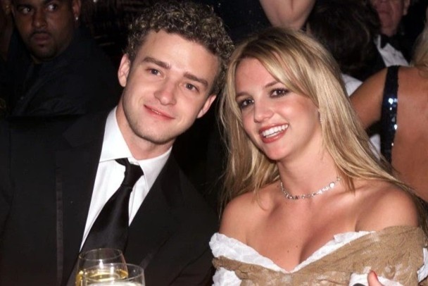 Britney Spears dang anh voi Justin Timberlake hinh anh
