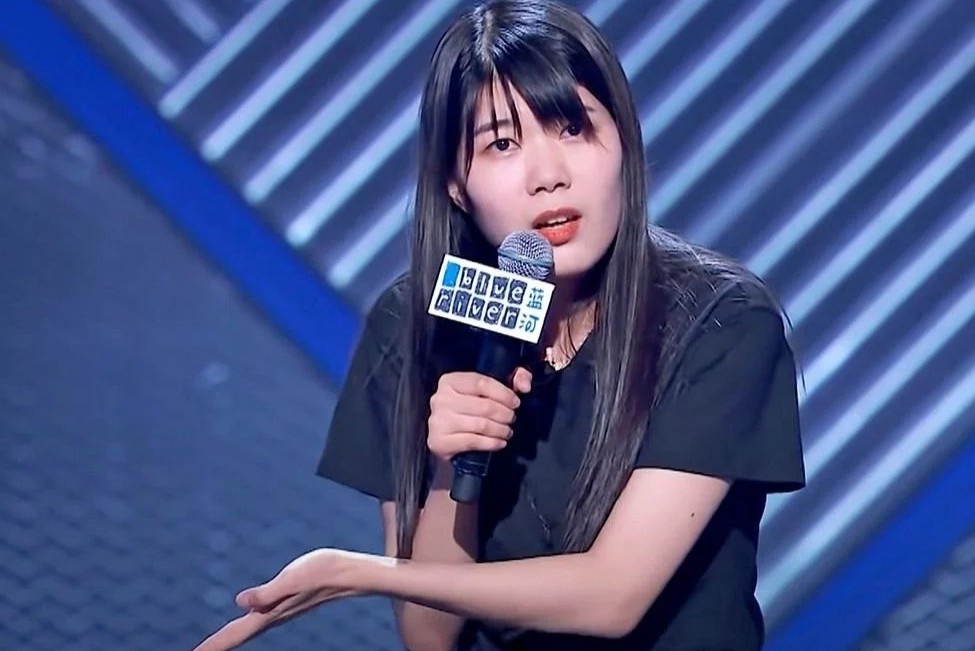 Nu dien vien tra gia vi cau noi 'dan ong tam thuong sao tu tin vay' hinh anh