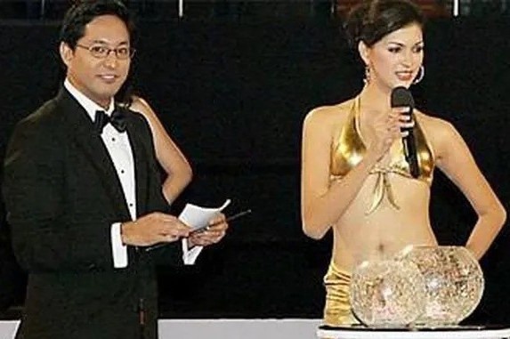 Nhung vu doi chac sac duc o cac cuoc thi hoa hau hinh anh