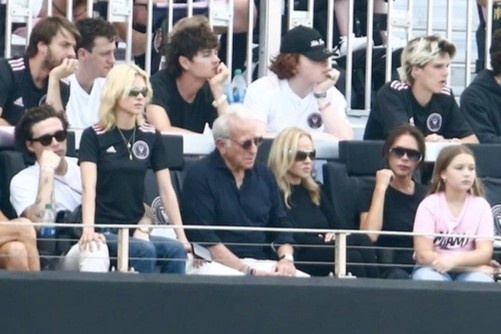 Vo chong David Beckham gap go thong gia ty phu hinh anh