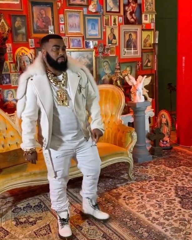 rapper baby blue bi cuop anh 1