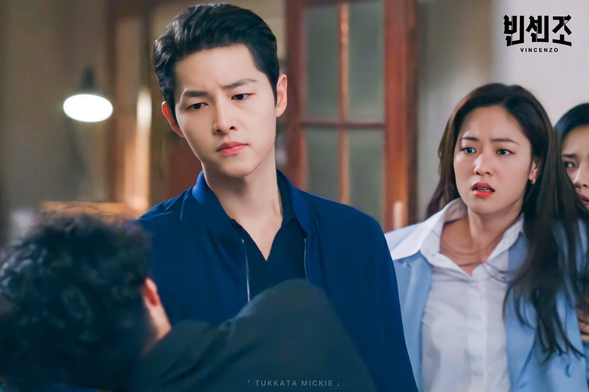 Song Joong Ki xin loi anh 1