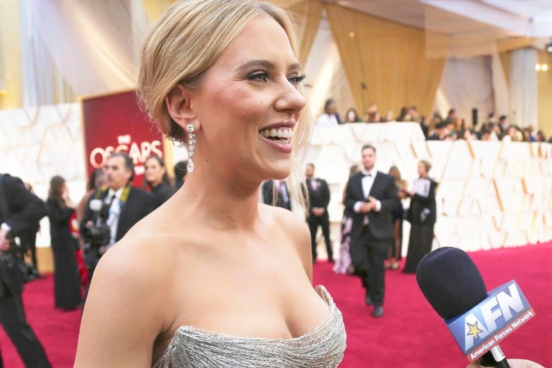 Scarlett Johansson ke bi quay roi hinh anh