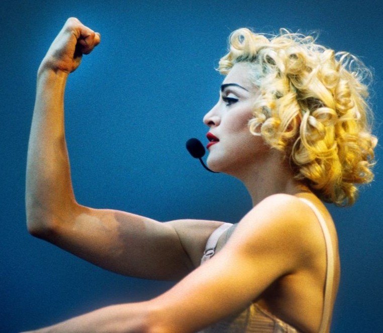 su that ve Madonna anh 1