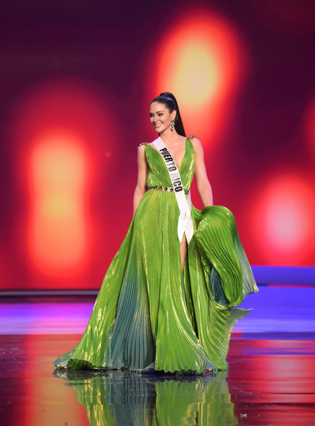 thi sinh duoc danh gia cao tai Miss Universe anh 7