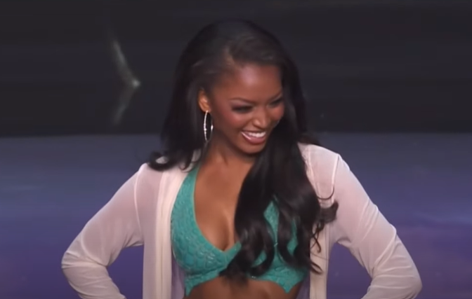 khanh van dien bikini anh 7