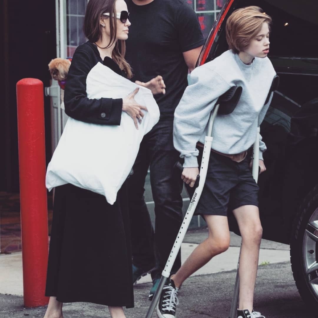 Tuoi 15 cua Shiloh Pitt anh 6