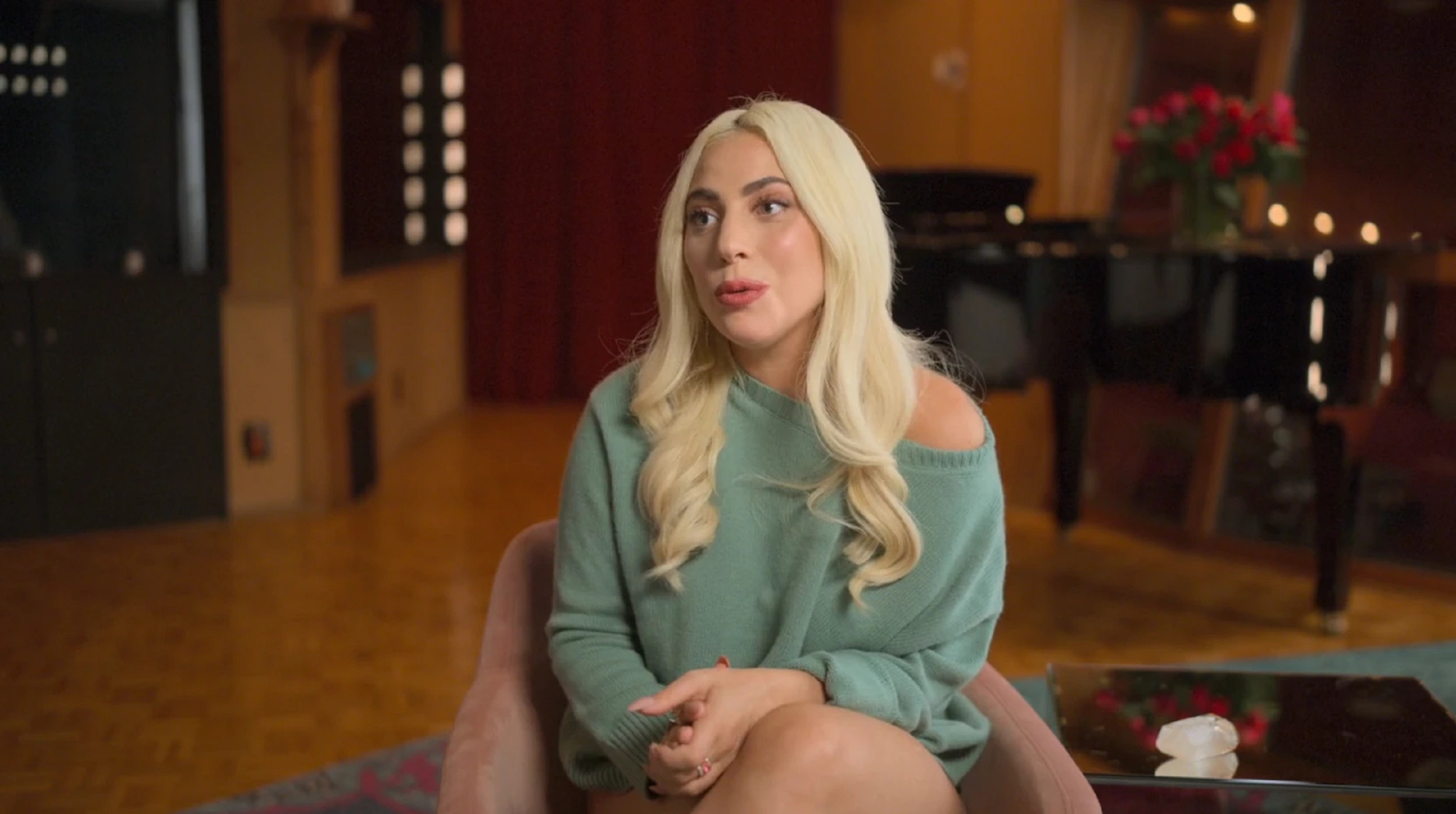 Lady Gaga bi cuong buc anh 1