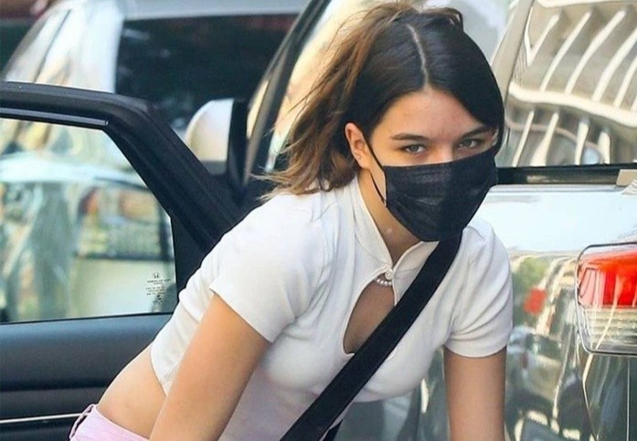 Cuoc song cua Suri Cruise hinh anh