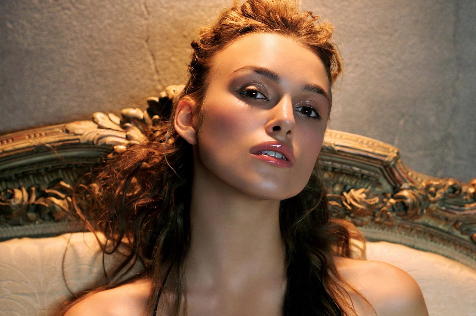 'Hau het sao nu bi quay roi tinh duc' hinh anh