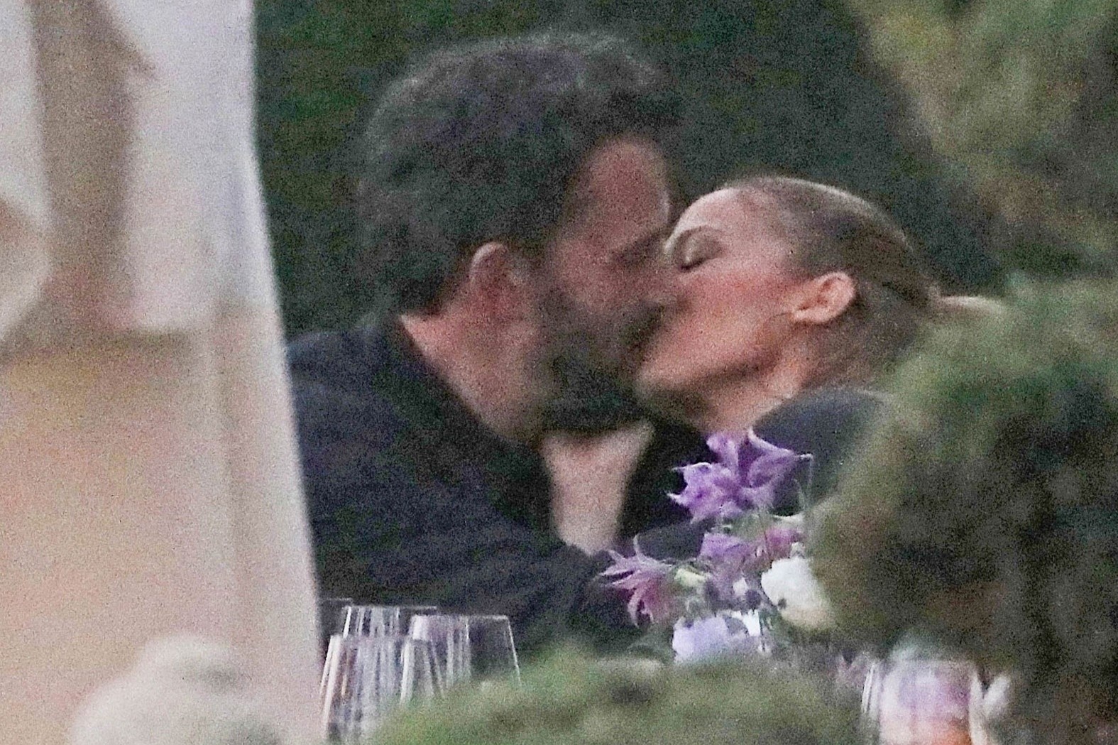 Ben Affleck hon Jennifer Lopez hinh anh