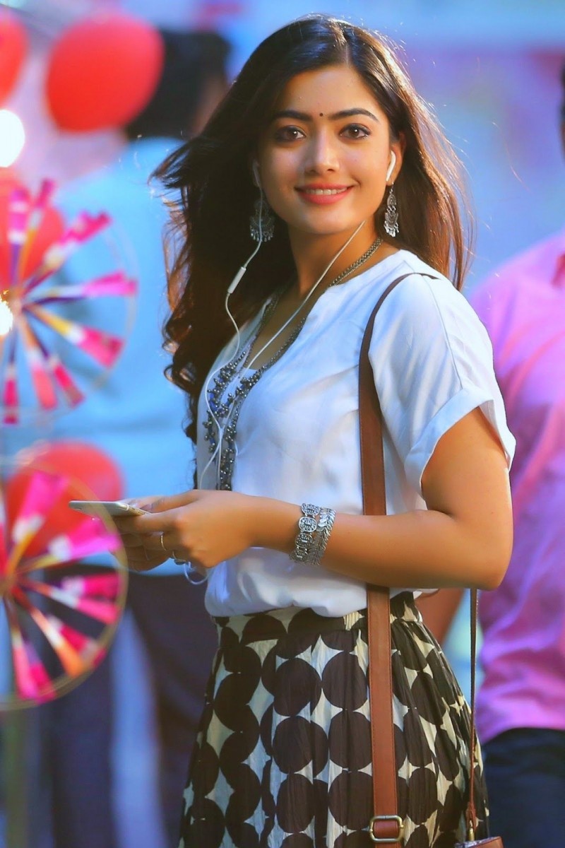 người đẹp được fan đi 900 km để gặp mặt ảnh 2 nguoi dep duoc fan di 900 km de gap mat anh 2