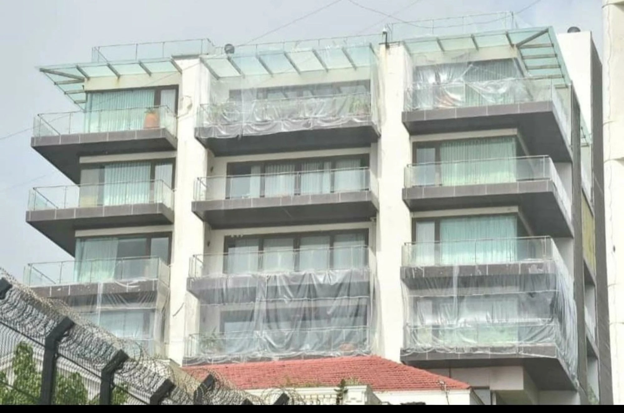 biet thu cua ong vua Bollywood anh 2