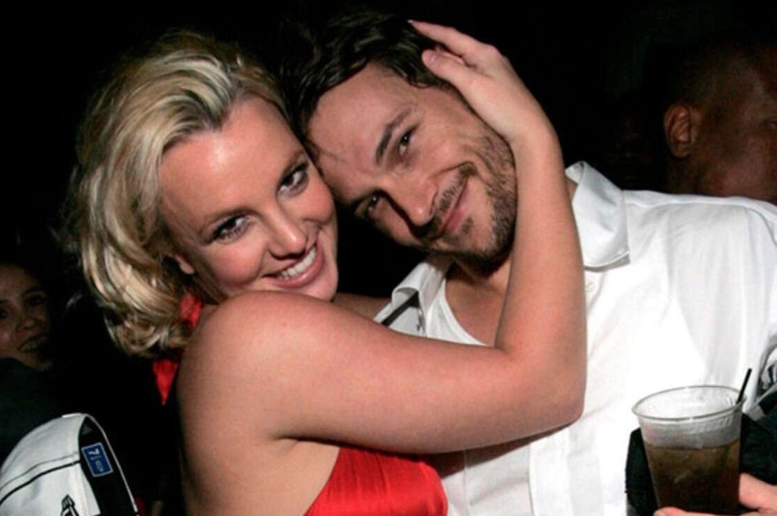 Chong cu noi gi sau khi Britney Spears khai song nhu no le? hinh anh