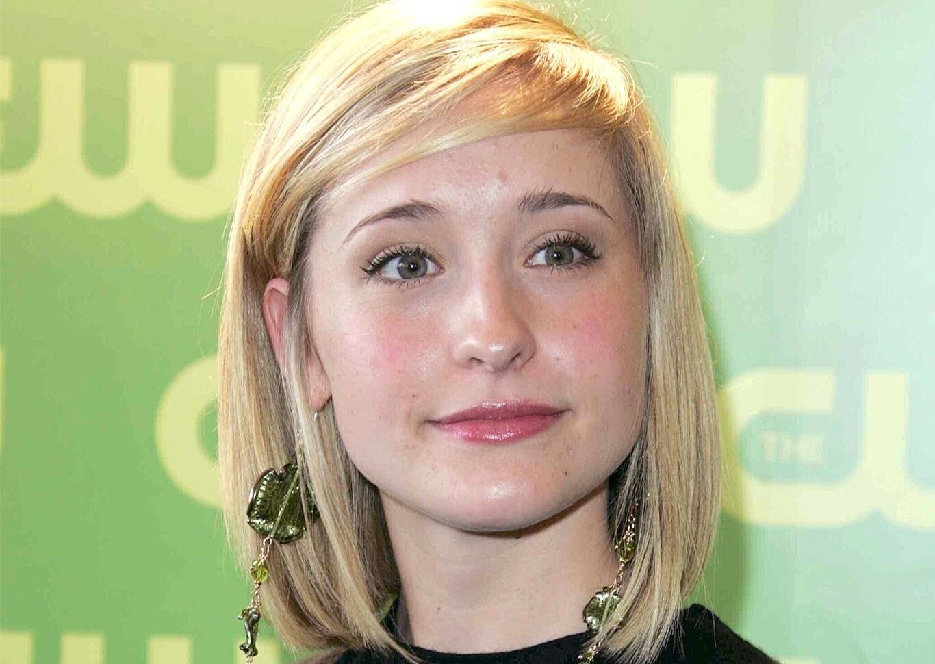 Cai ket cua nu dien vien cam dau giao phai tinh duc hinh anh