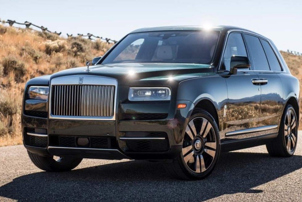 Hoi nam dien vien chuyen choi sieu xe hinh anh