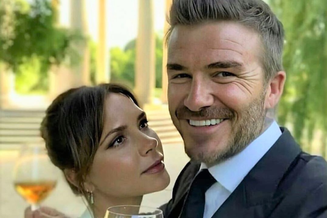 Cap nghe si yeu nhau hon 20 nam hinh anh