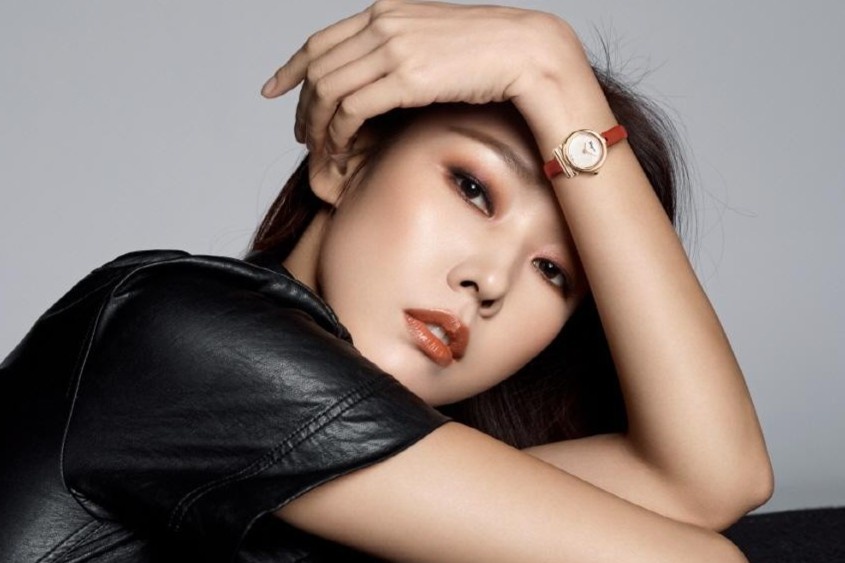 Them nhieu sao Han mac Covid-19 hinh anh