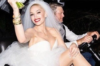 Giam khao The Voice My: 'Toi khong the roi mat khoi chong' hinh anh