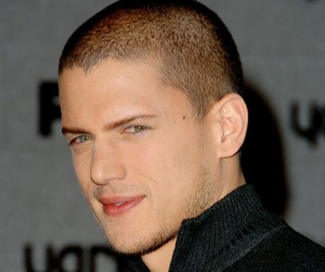 Tai tu 'Vuot nguc' mac tu ky va tu tuong nam tinh doc hai hinh anh