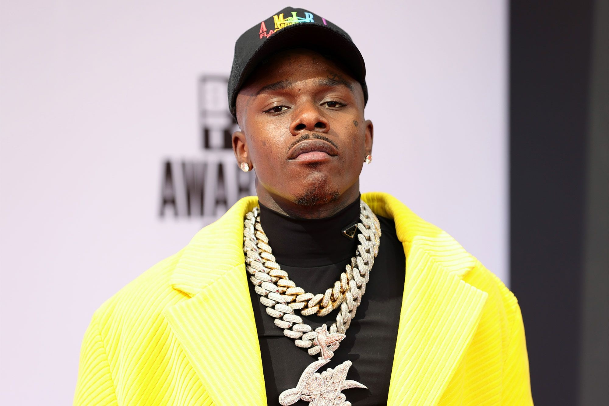 rapper DaBaby xin lỗi ảnh 1 rapper DaBaby xin loi anh 1