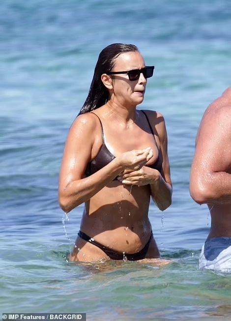 Bradley Cooper dua con gai du sinh nhat Obama anh 2