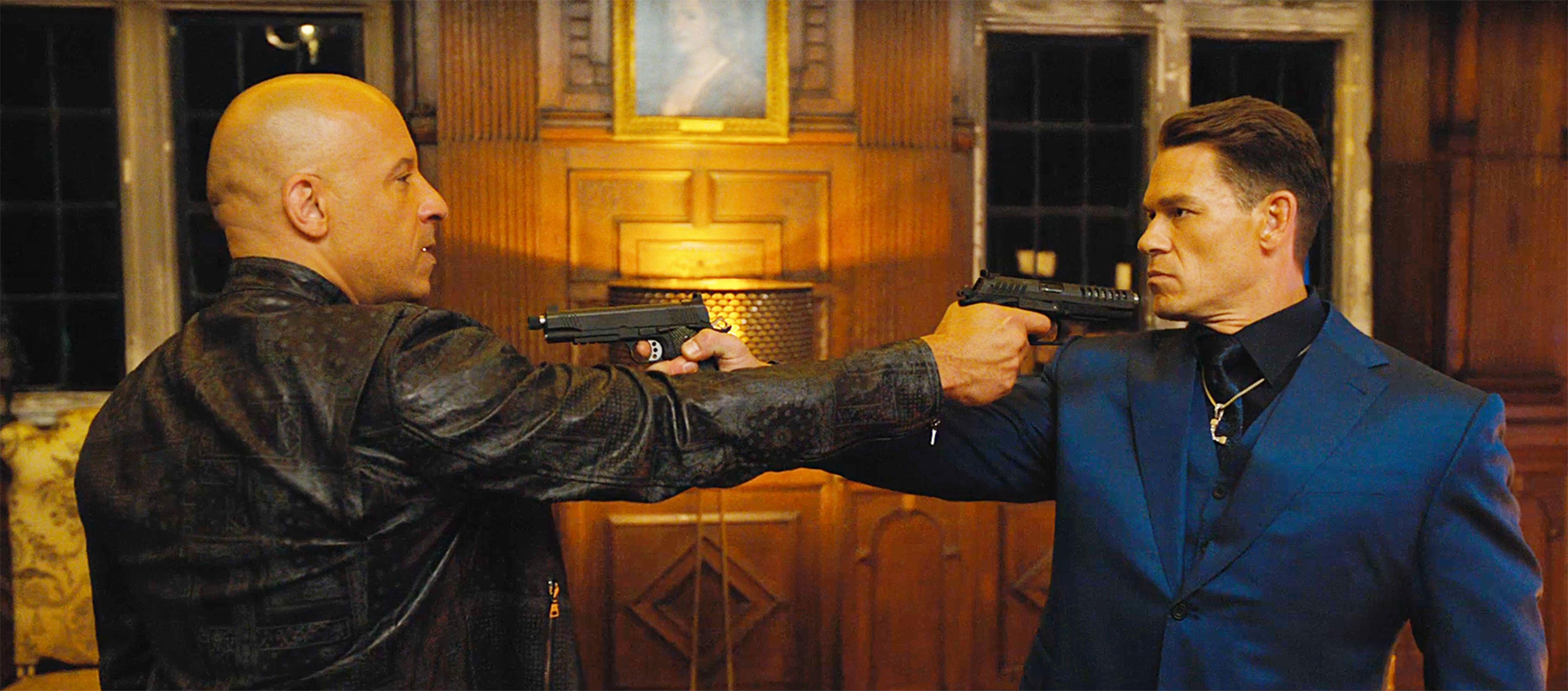 John Cena khong so bi che anh 2