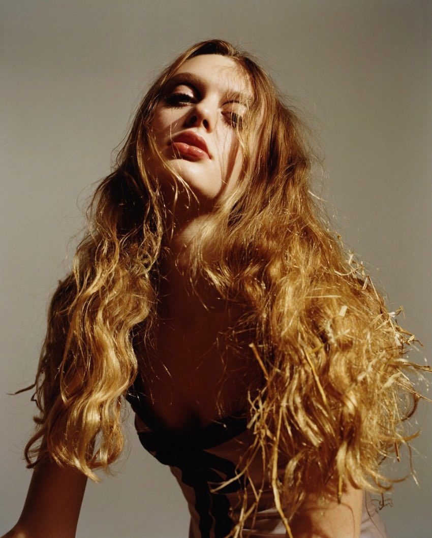 người mẫu chuyển giới trăm năm có một ảnh 24 nguoi mau chuyen gioi tram nam co mot anh 24