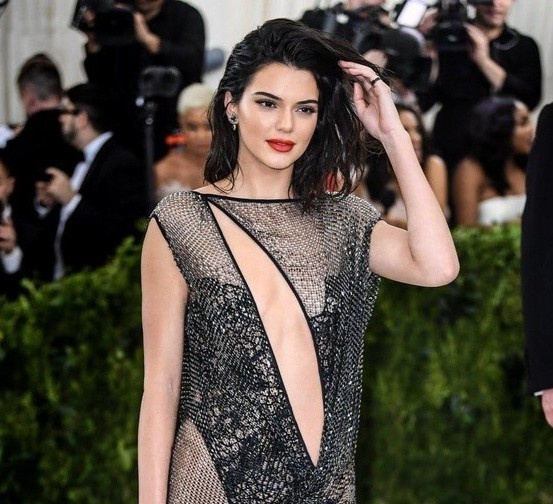 Dem tiec thoi trang xa xi nhat Hollywood con co gia? anh 1