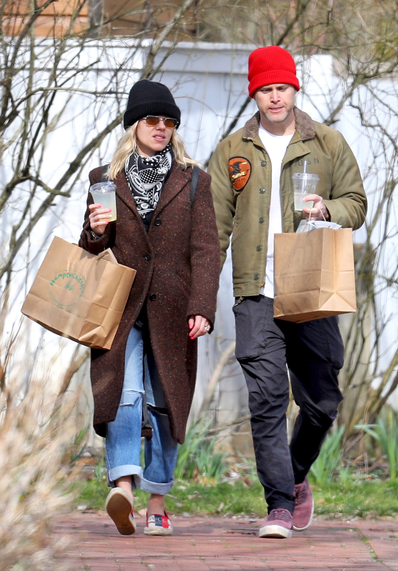 Scarlett Johansson sinh con anh 1