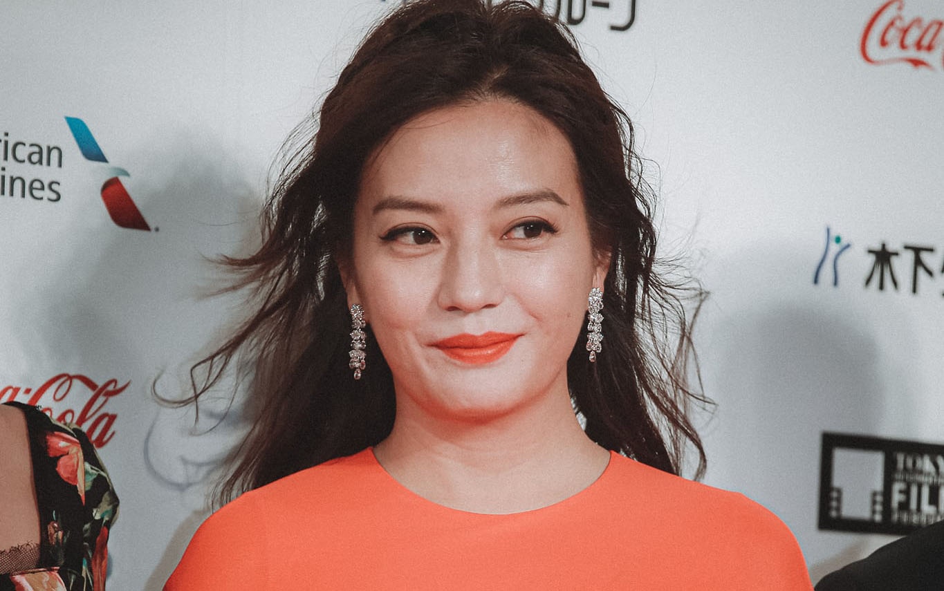 Van chua ro nguyen nhan Trieu Vy bi cam hoat dong hinh anh