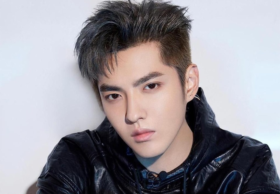 Bien tuong van hoa than tuong o showbiz Trung Quoc hinh anh