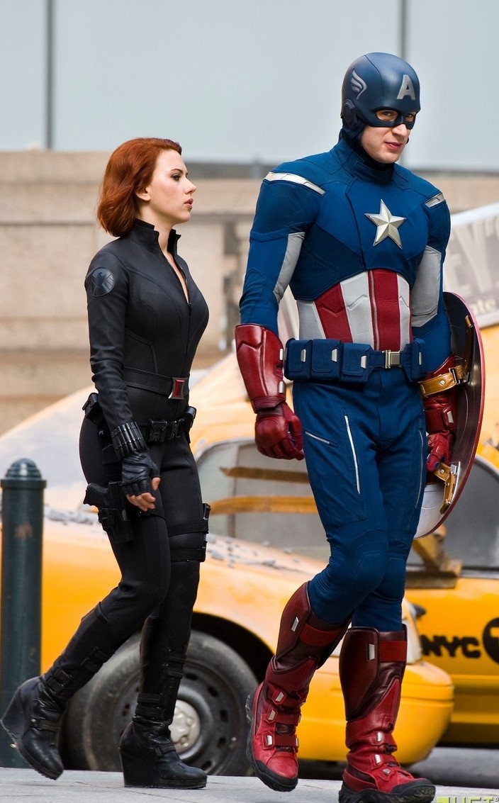 Chris Evans và Scarlett Johansson đóng phim mới ảnh 3 Chris Evans va Scarlett Johansson dong phim moi anh 3