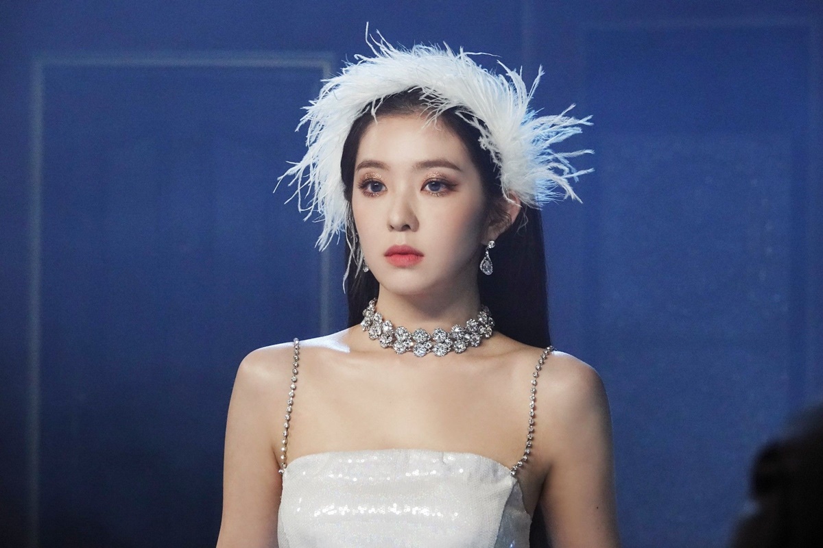 Su tro lai chong gai cua Irene va cac sao hinh anh