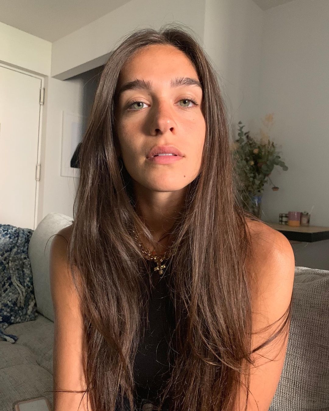 James Franco nghi duong cung ban gai anh 3