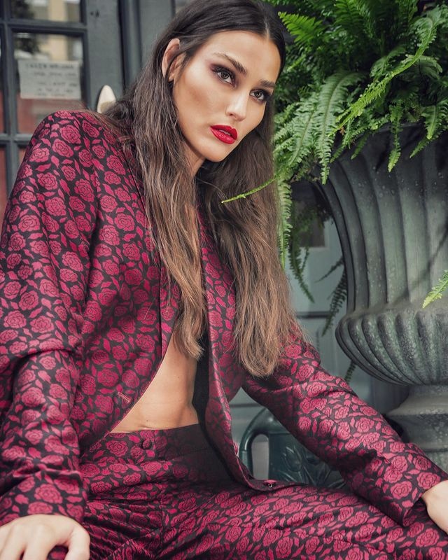 hoa hau thang giai nguoi dep vuot thoi gian anh 1