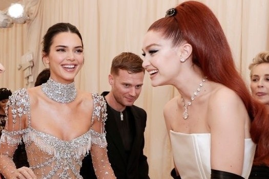 Hau truong Met Gala 2021 hinh anh