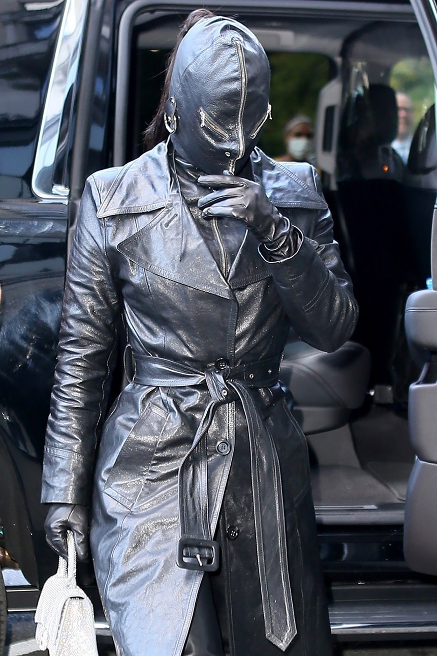 Kim Kardashian tai Met Gala anh 11