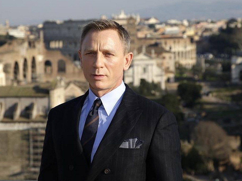 các diễn viên đóng vai James Bond ảnh 6 cac dien vien dong vai James Bond anh 6
