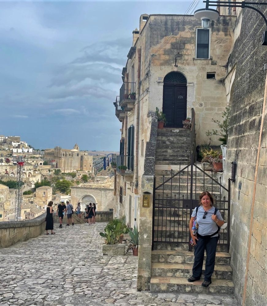 boi canh ghi hinh James Bond anh 3