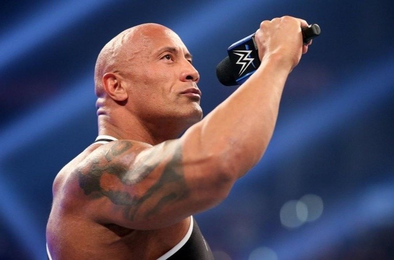 The Rock lan dau hat rap hinh anh