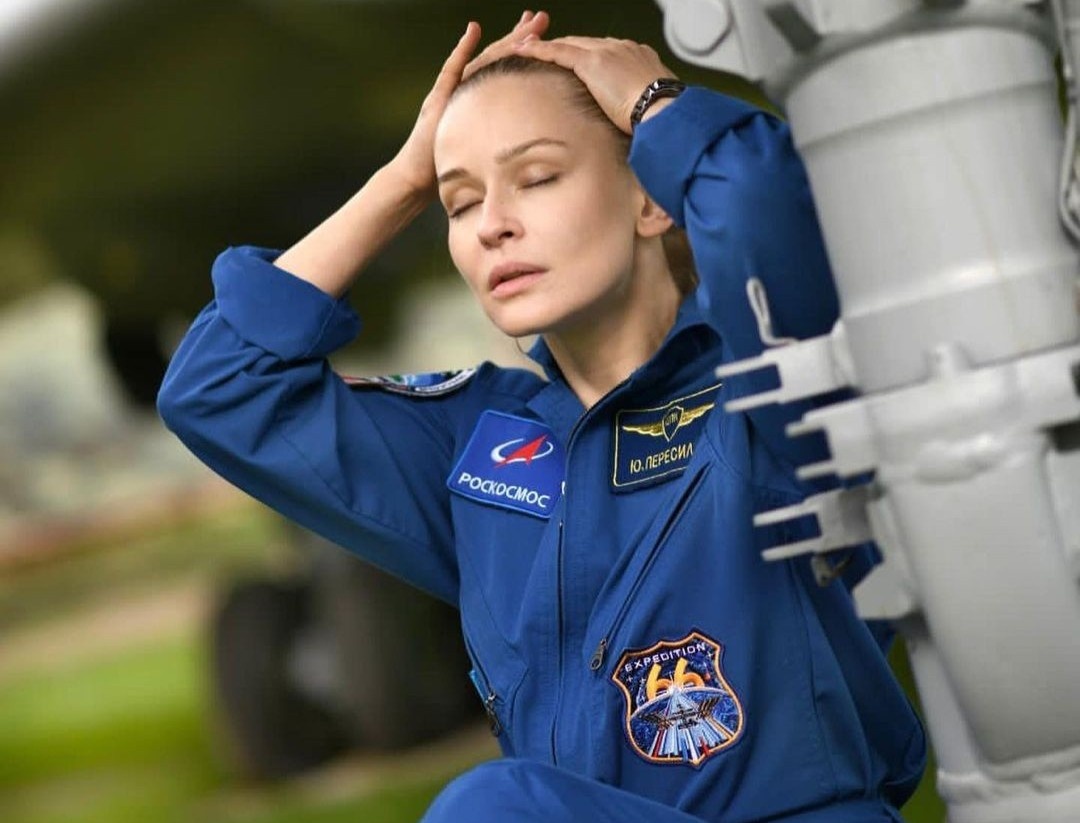 diễn viên đầu tiên đóng phim ngoài vũ trụ ảnh 2 dien vien dau tien dong phim ngoai vu tru anh 2