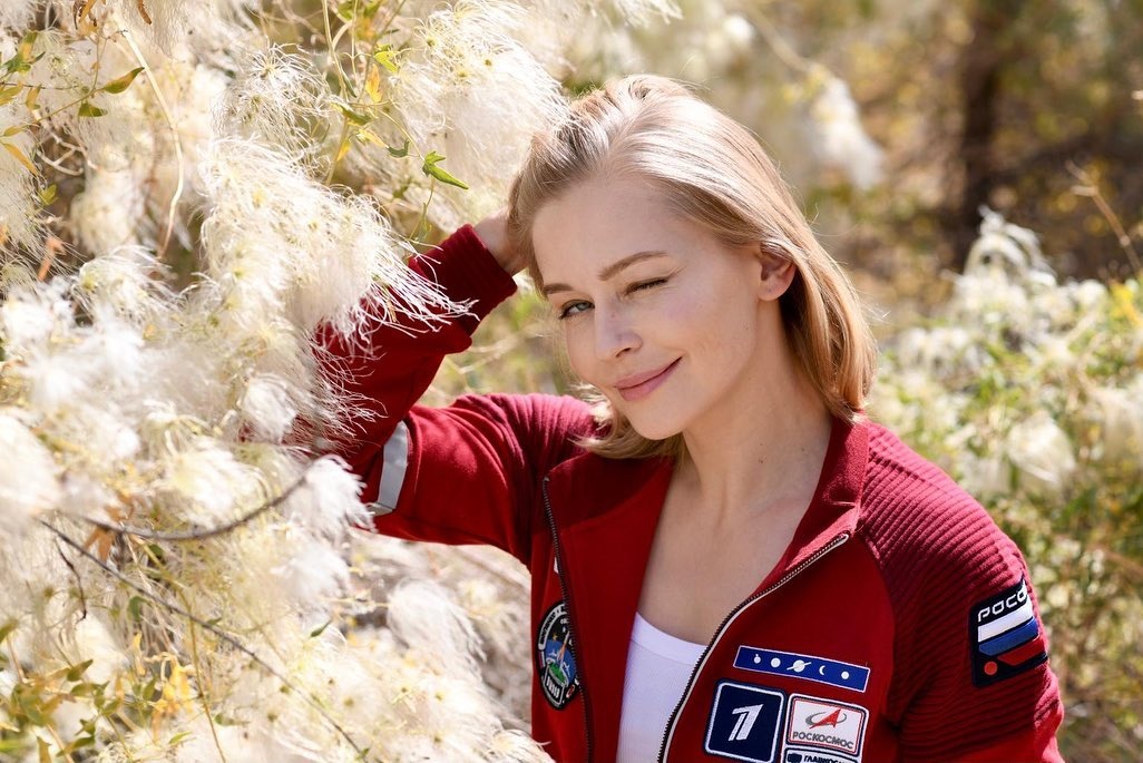 diễn viên đầu tiên đóng phim ngoài vũ trụ ảnh 3 dien vien dau tien dong phim ngoai vu tru anh 3