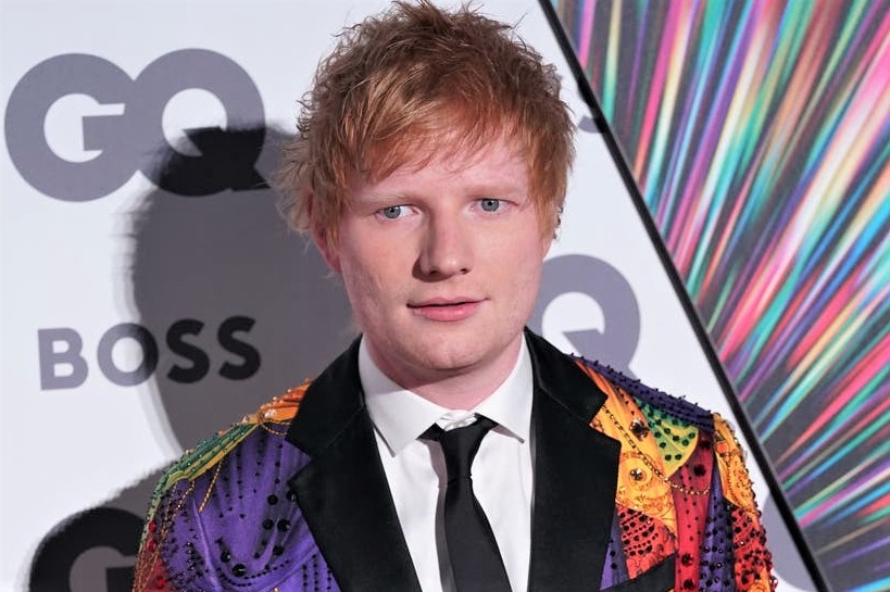 Ca si Ed Sheeran mac Covid-19 hinh anh