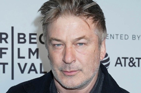 Phat hien 500 vien dan tai phim truong Alec Baldwin gay chet nguoi hinh anh