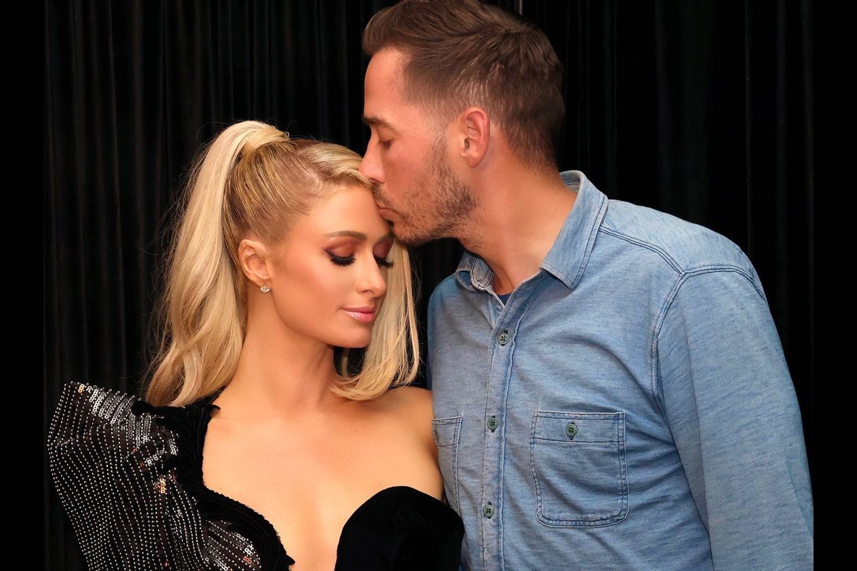 Paris Hilton ket hon hinh anh